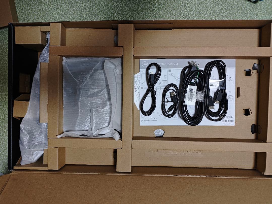 DELL 4Kモニター U2720QM