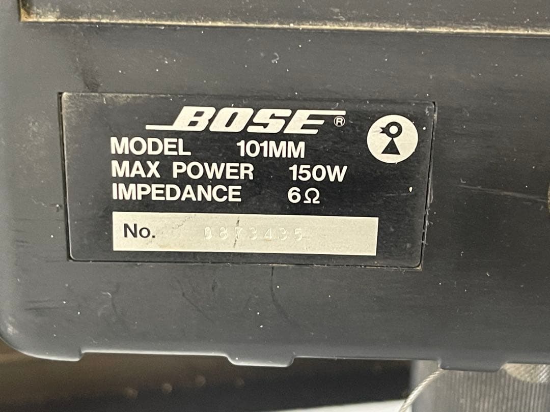 BOSE ブックシェルフスピーカー 壁掛け式