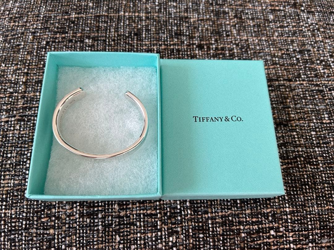 Tiffany & Co. ティファニーシルバーバングル