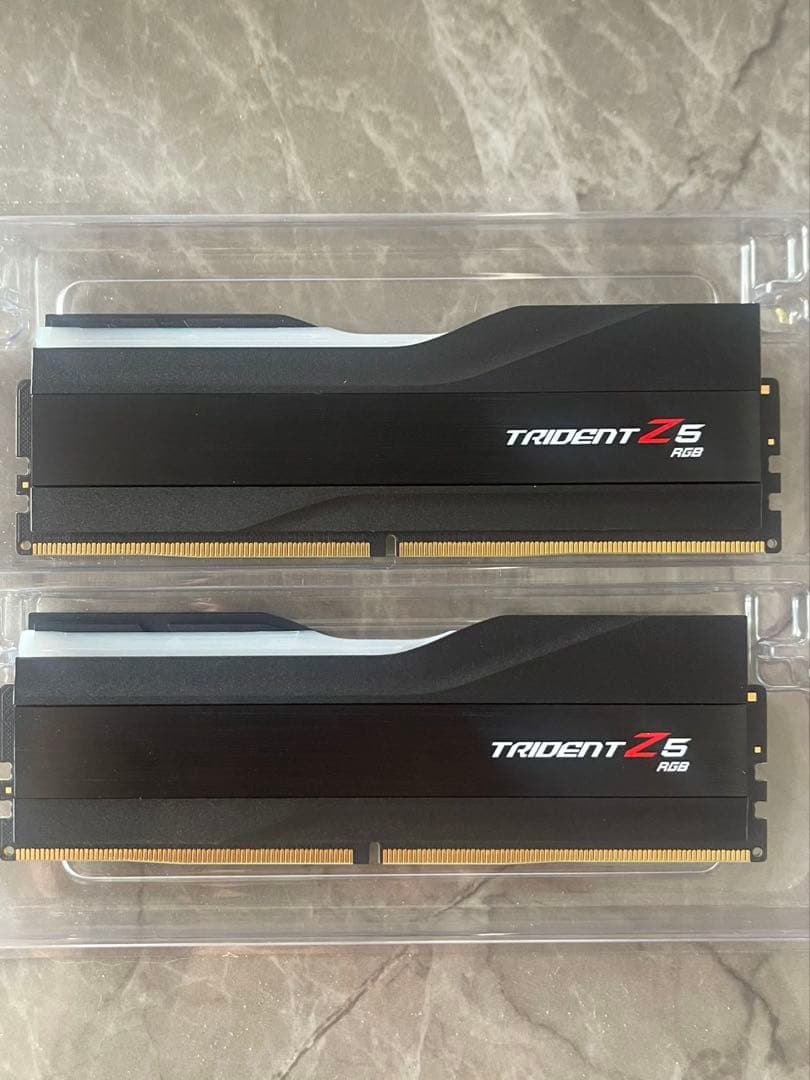 G.Skill Trident Z5 RGB DDR5 32GB メモリ