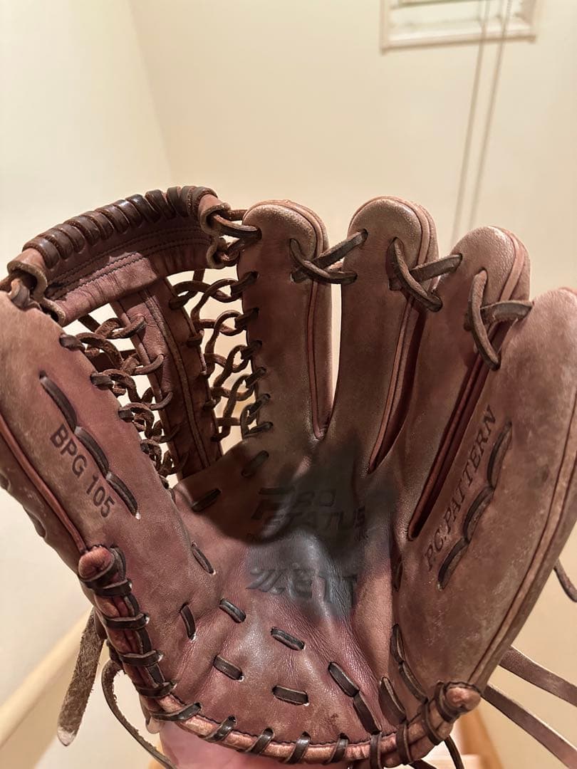 た*ん様 ZETT プロステイタス BPG 105 硬式三塁手用グローブ