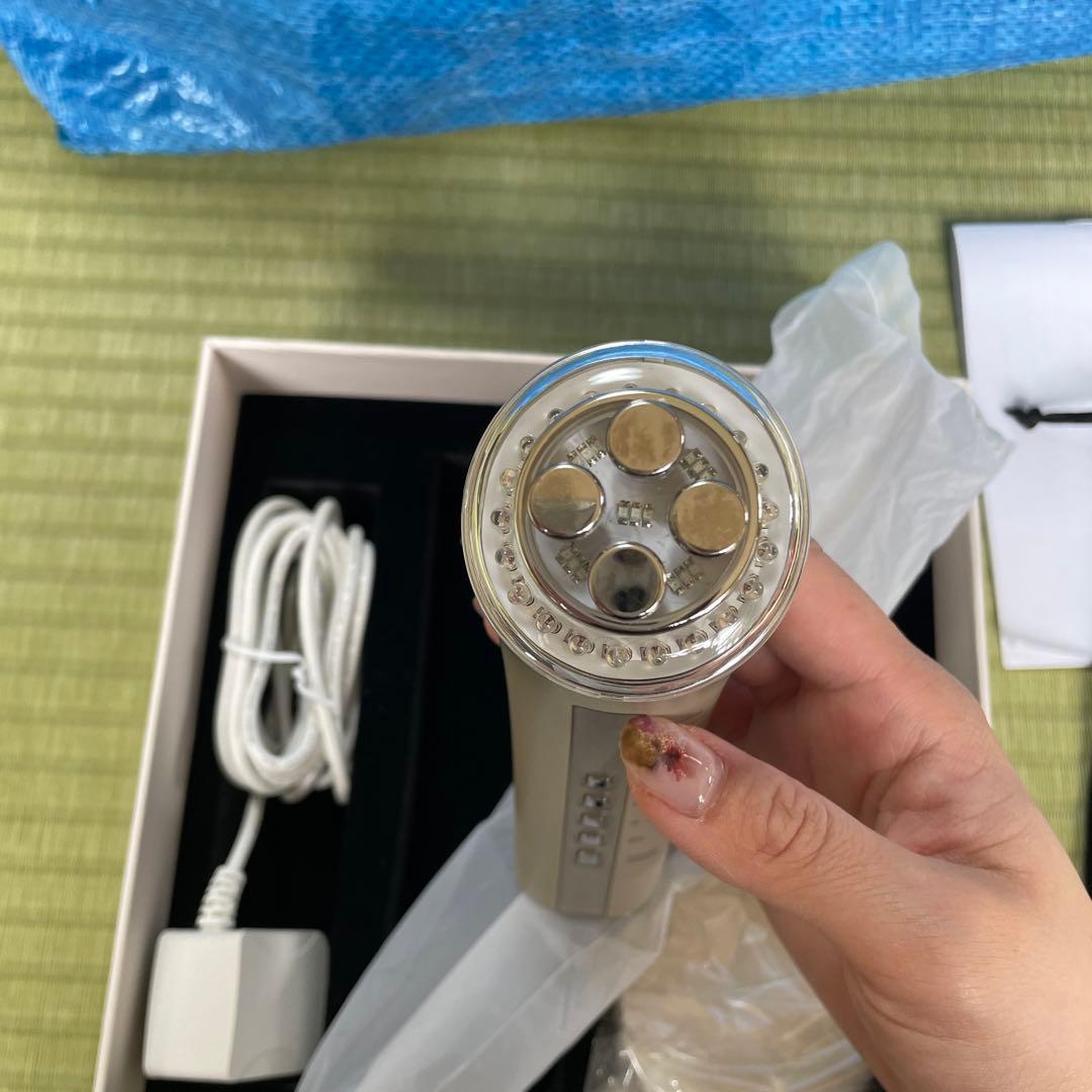 リンカ　マルチフェイシャルトリートメント