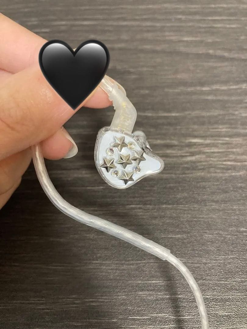 ILLIT イヤモニ風イヤホン