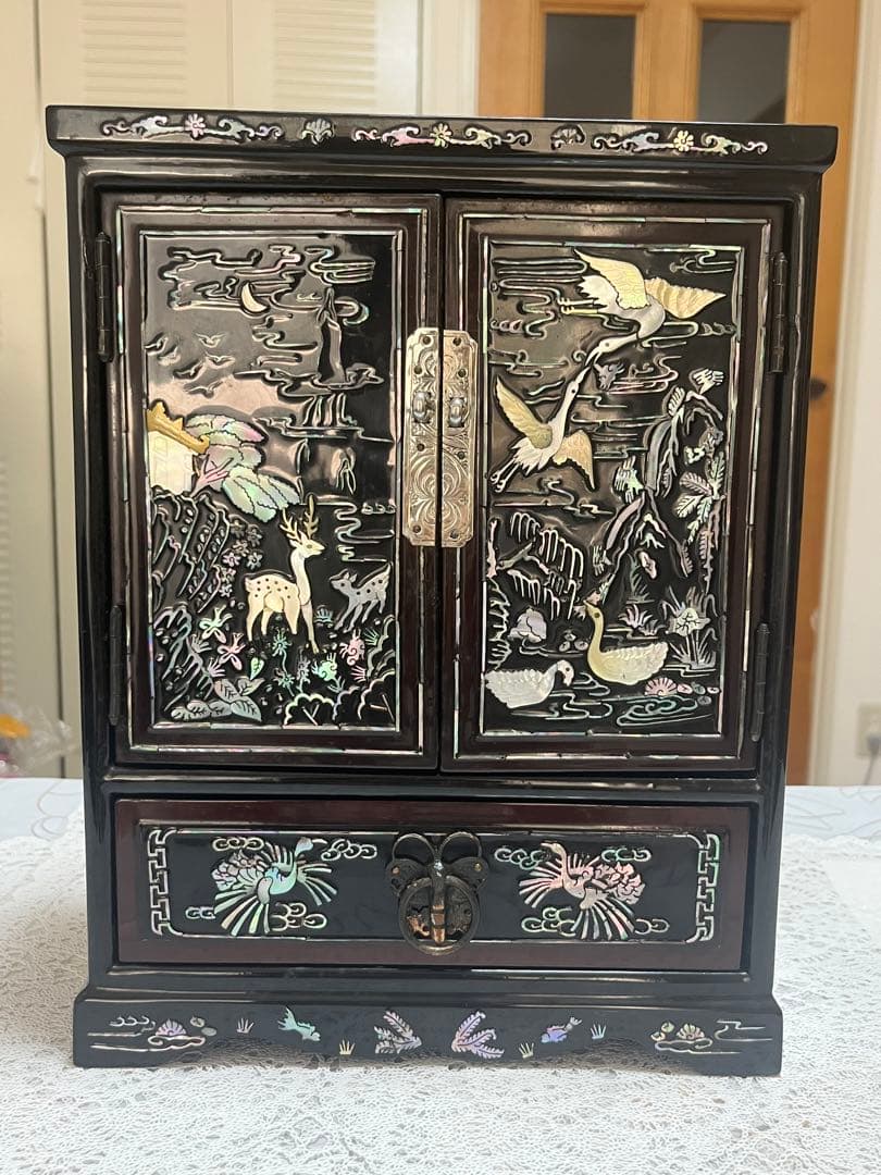 ■韓国伝統工芸品　螺鈿細工小物入れ 3段宝石箱