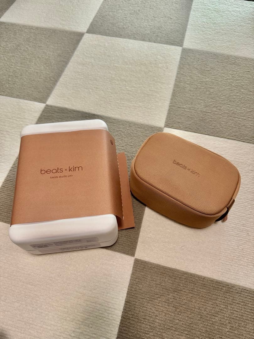 専用 Beats Studio Pro Kim(キム)スペシャルエディション