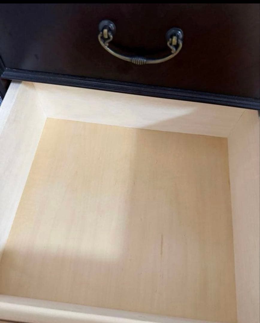 【匿名発送】東海家具 クラシック調ベットサイドテーブルベルメゾン