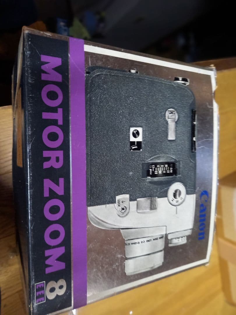 1962年製品そCanon Motor Zoom B 8E フィルムカメラ