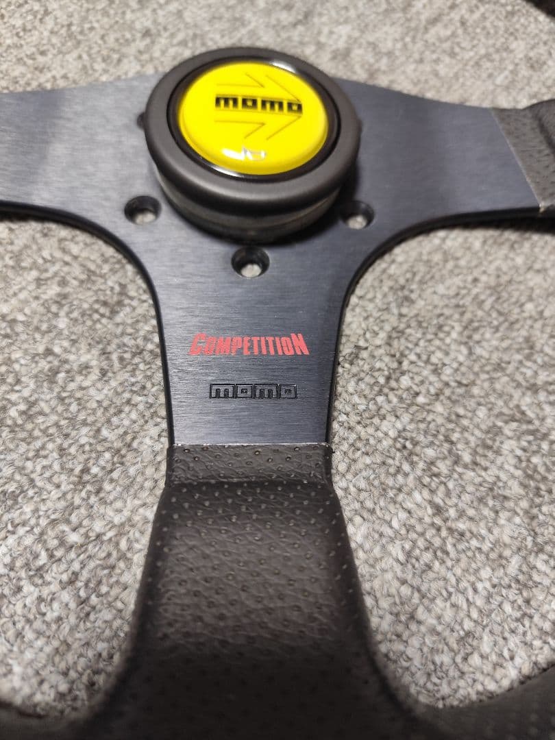 momo Competition ステアリング 340mm