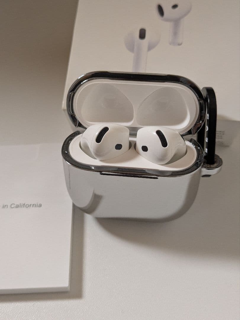 AirPods4　ノイズキャンセリング　ケース付き