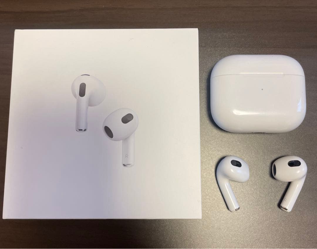 【美品】Apple AirPods3（第3世代）