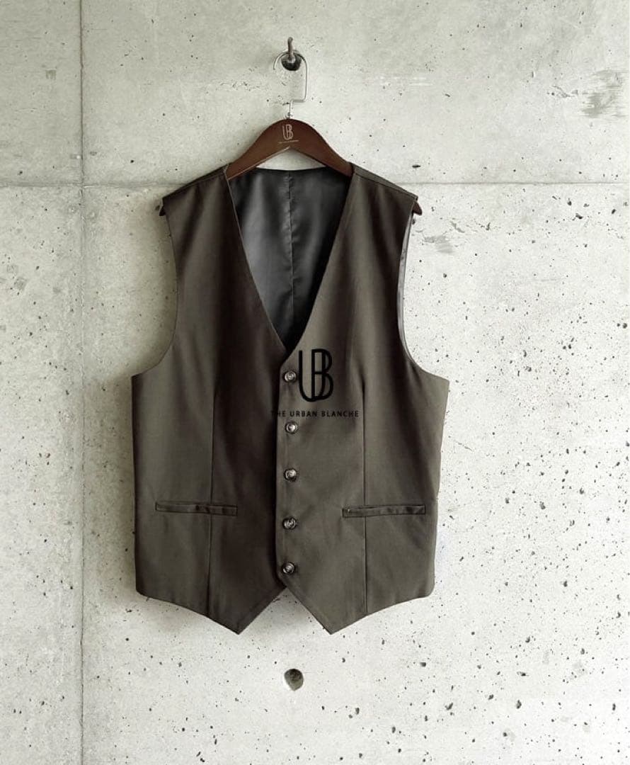 アーバンブランシュタキシード XXL(ジャケット・パンツ・ベスト)