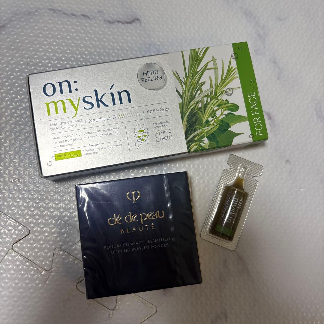 【新品　未開封】 クレドポーボーテ プードルコンパクトエサンシエル 5g 本体