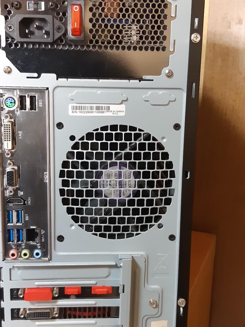 自作PC　RYZEN7 2700・8GB・128GB・R7 370・Win11