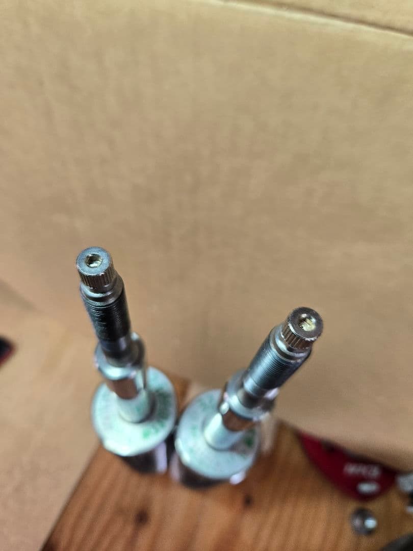 326power　新品ショックアブソーバー 2本セット