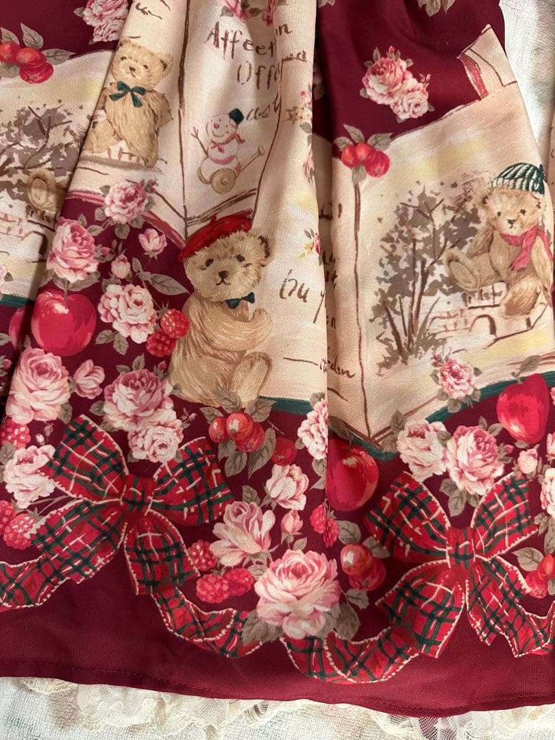 【専用】LIZ LISA ブックベア柄ワンピース ボルドー