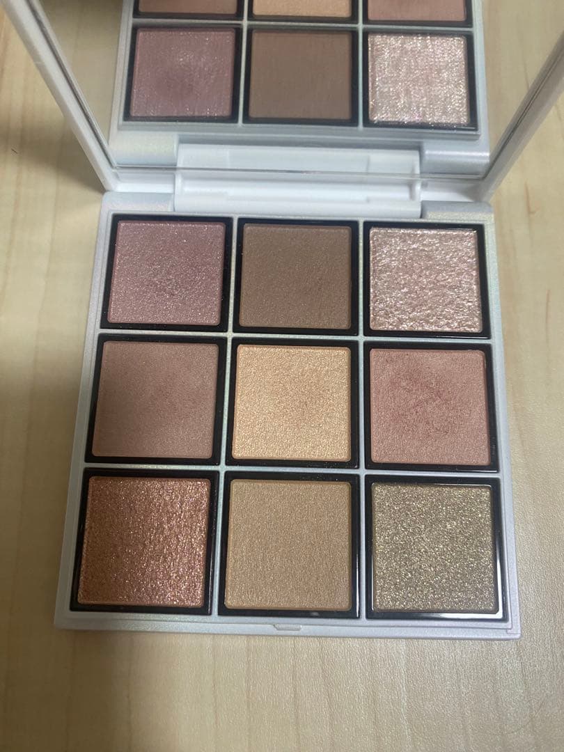 Celvoke アイシャドウパレット EX04