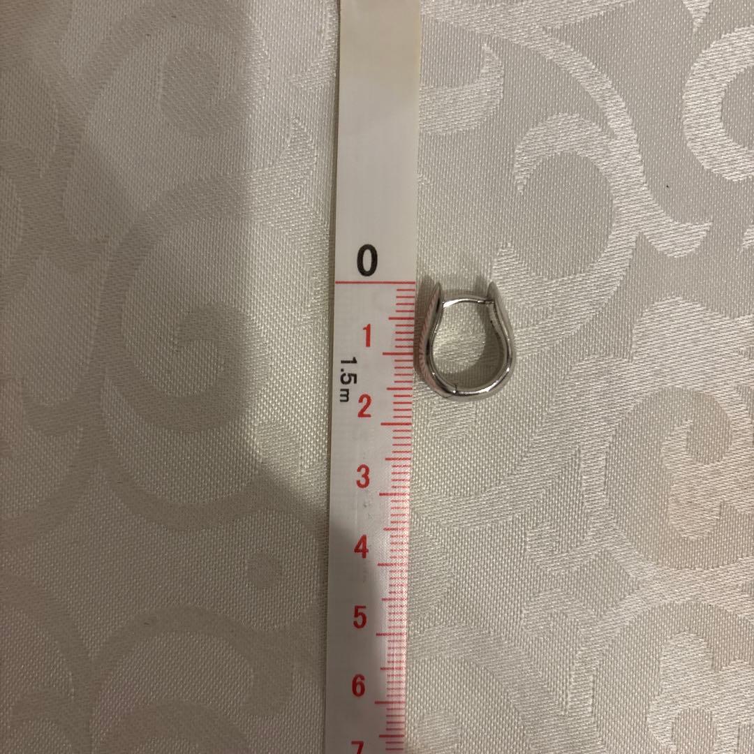 トムウッドピアス片耳