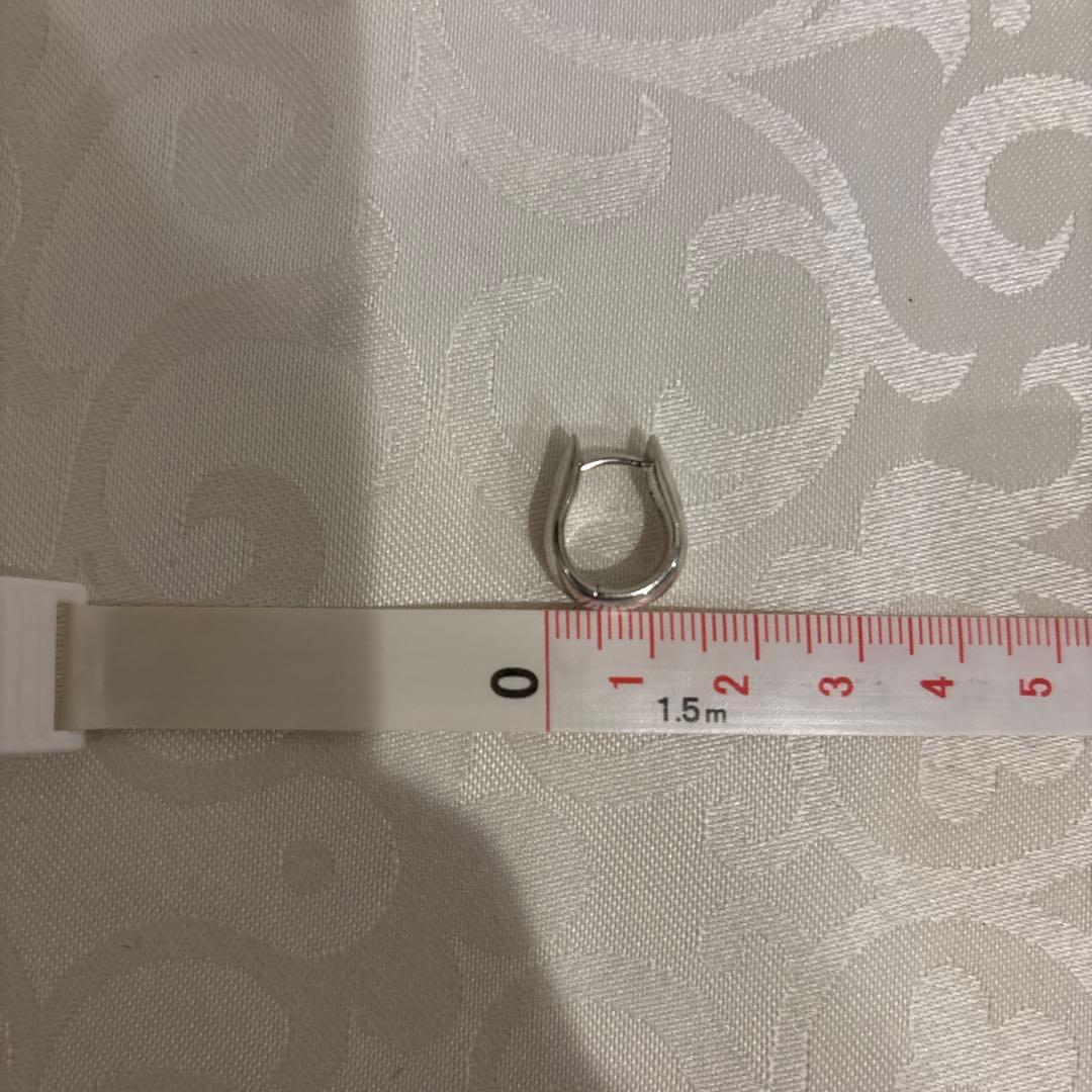 トムウッドピアス片耳