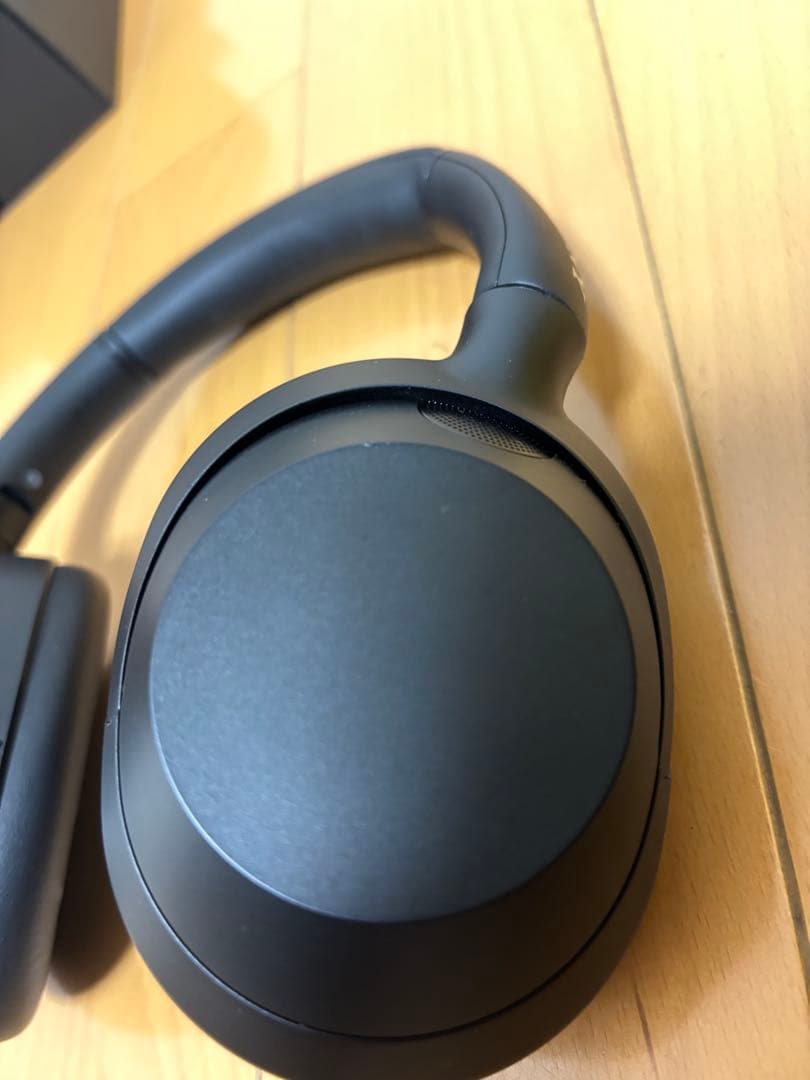 “早い者勝ち”SONY ULT WEAR ワイヤレスヘッドホン ケース付き