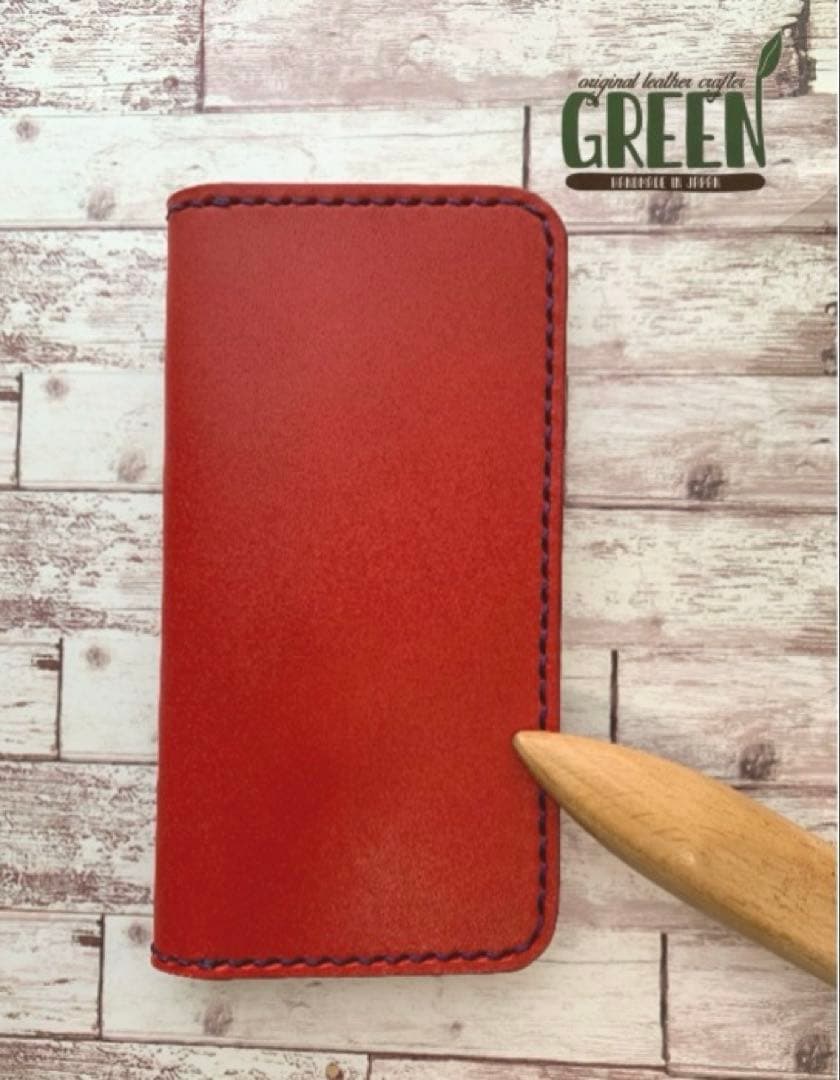 栃木レザー　レッド　iPhoneケース　2枚ポケット付き　手帳型　本革