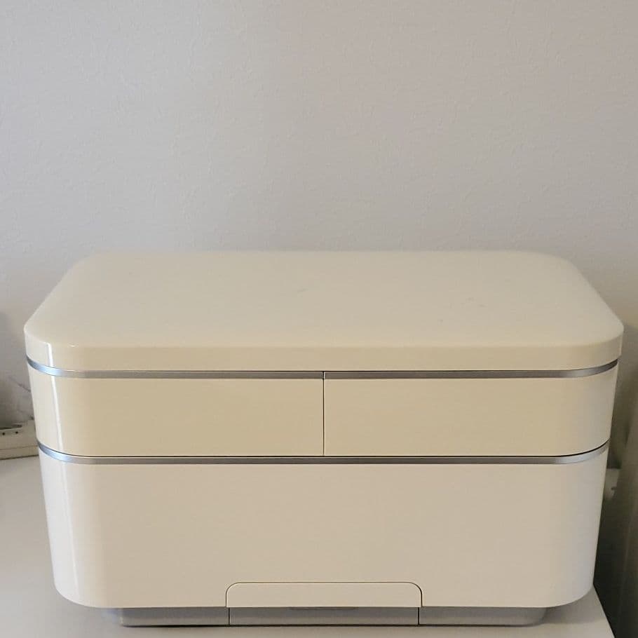 美顔器ビジューSAQINA