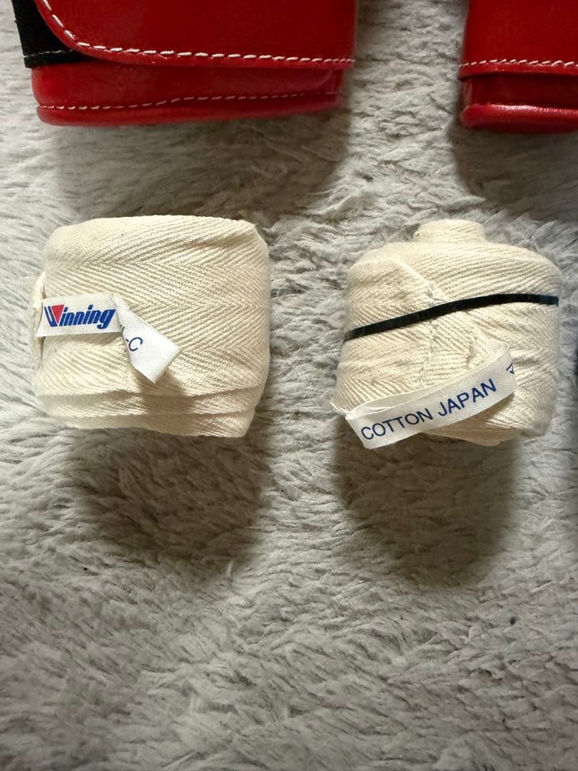 最終価格Winning ボクシンググローブ 8oz レッド