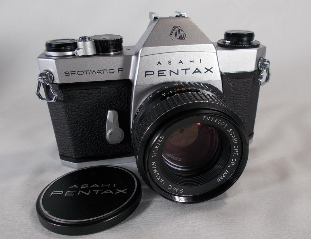 フィルムカメラ 整備済 完動品　Pentax SPF + f/1.8　S191