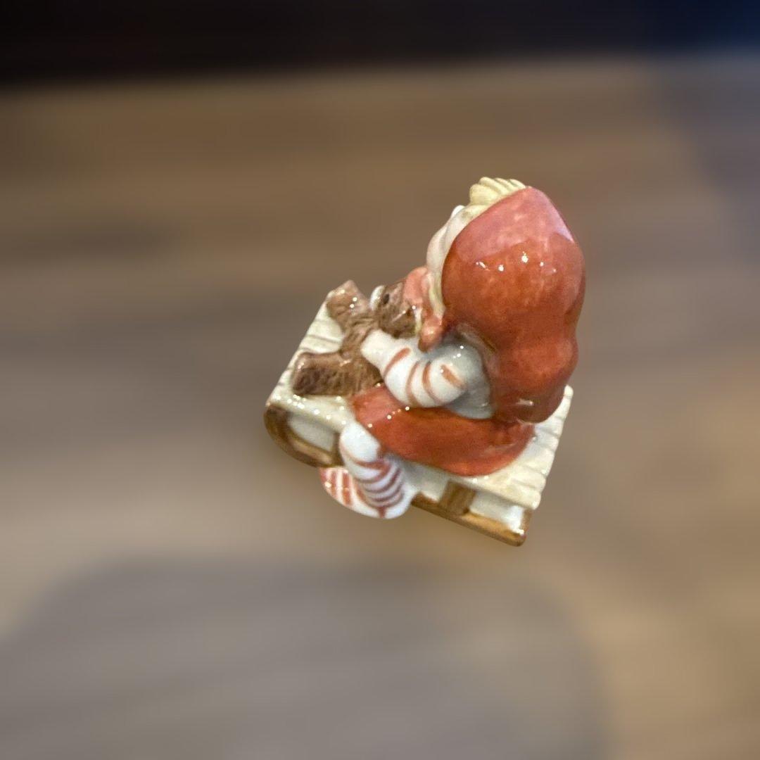 ロイヤルコペンハーゲン 置物 PIXIE WITH SLEIGH シリーズ