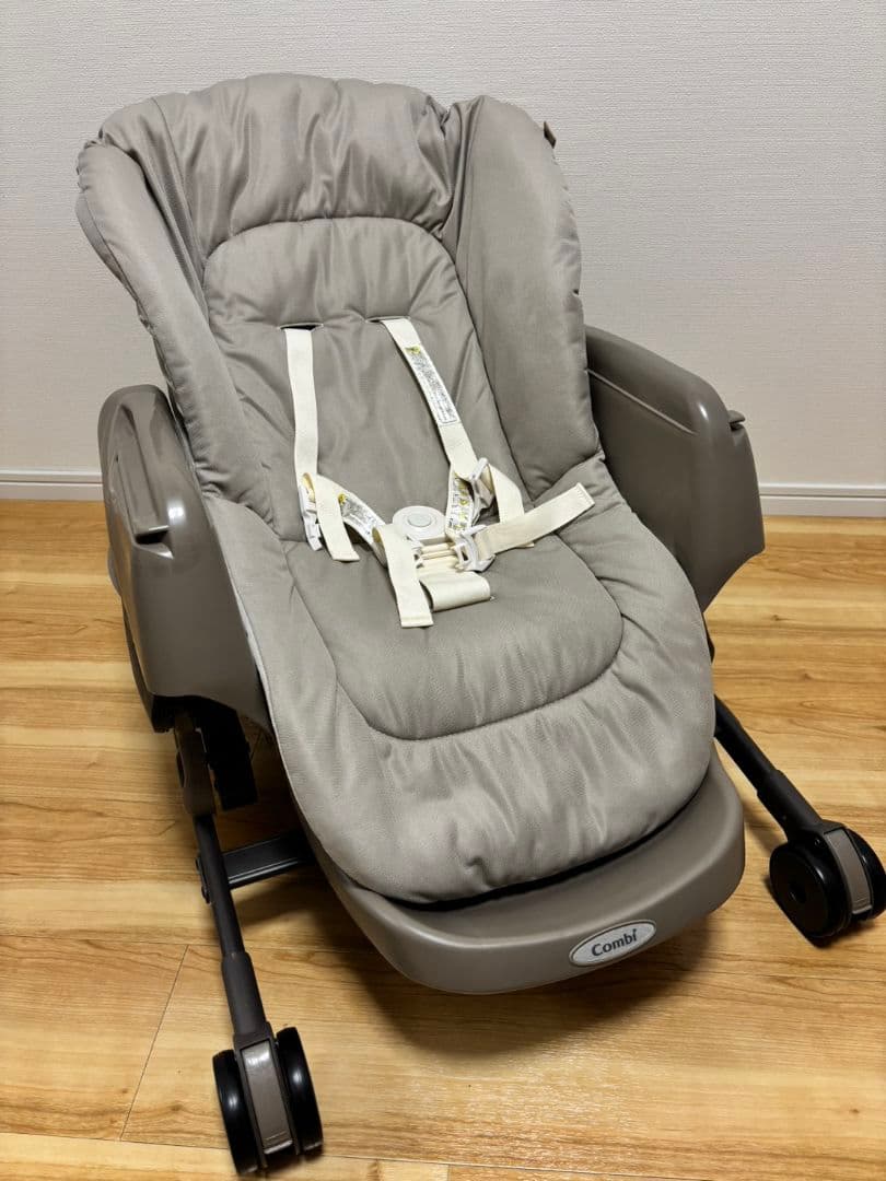 Masa48専用 コンビ ネムリラ Fit AQ スウィングベッド＆チェア