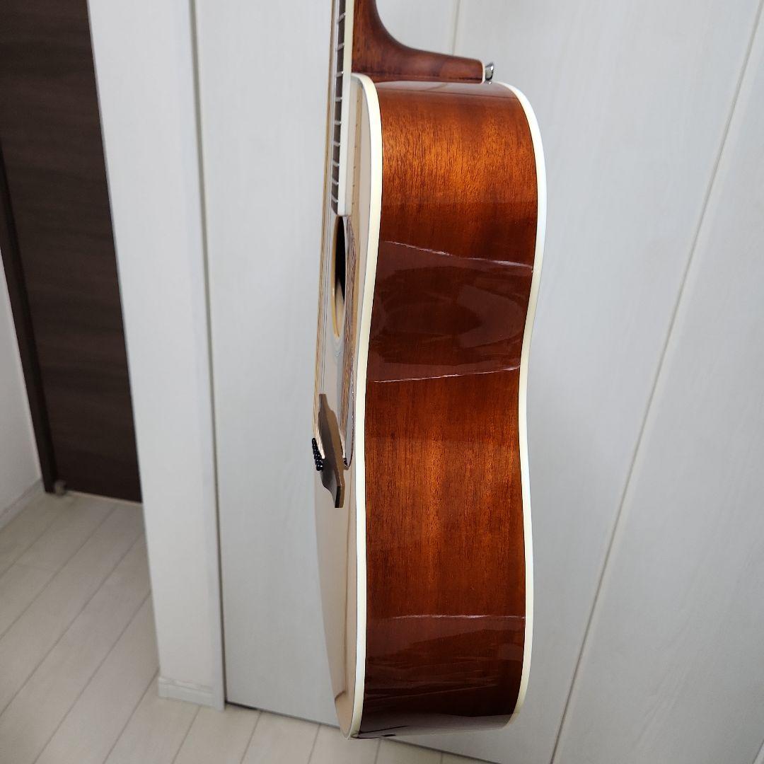 James アコースティックギター J-300D ギターケース付き