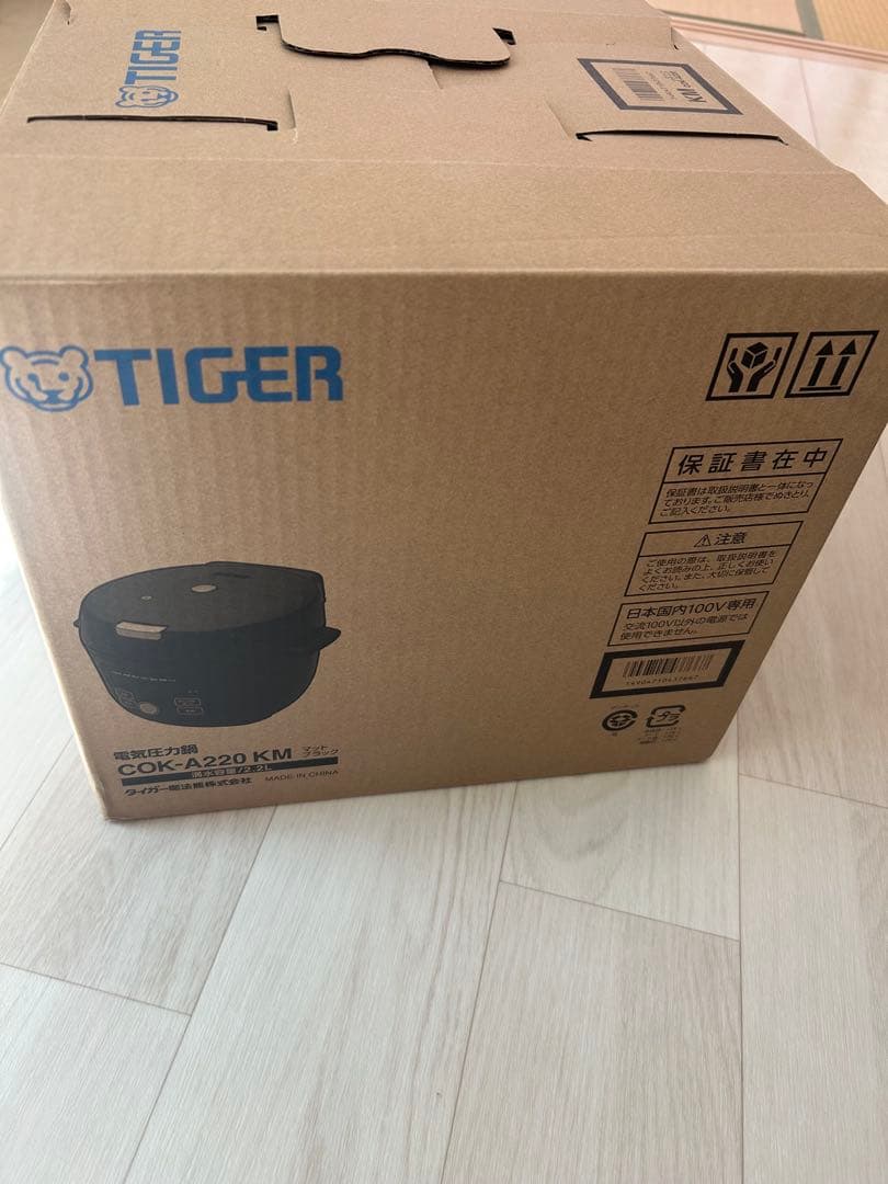 TIGER 電気圧力鍋 COOK A220 KM 未使用品、2.2リットル
