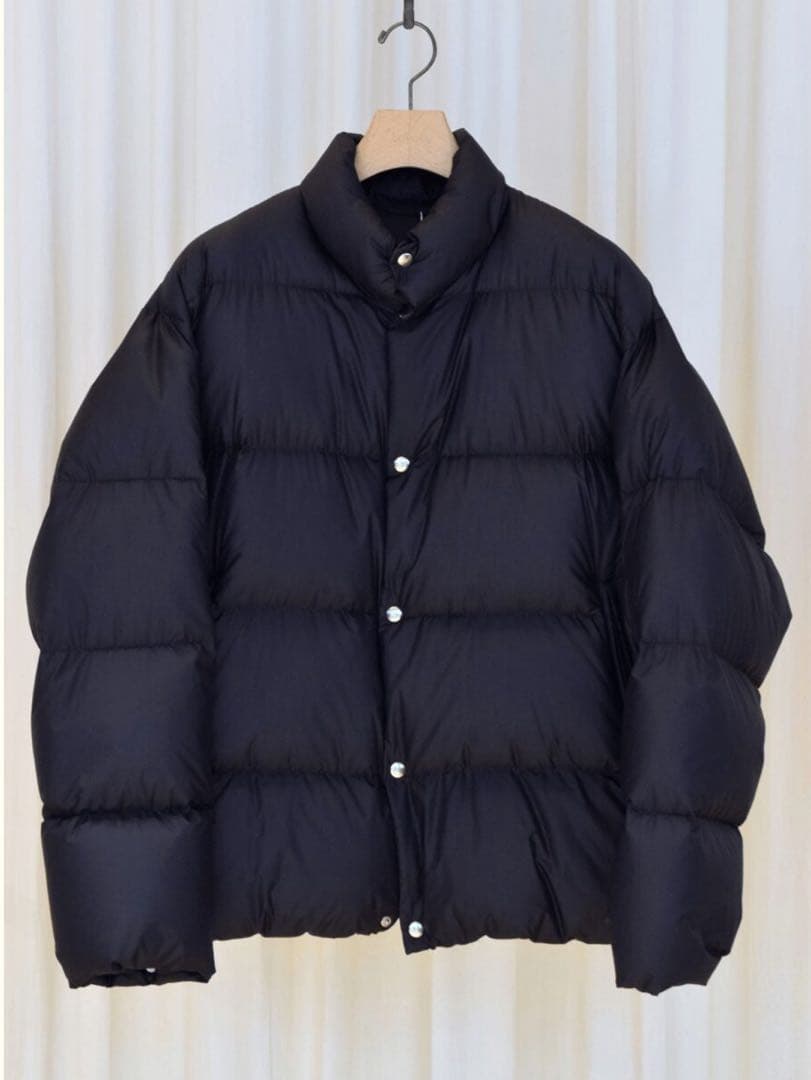 ●美品【comoli】25aw ダウンジャケット サイズ3