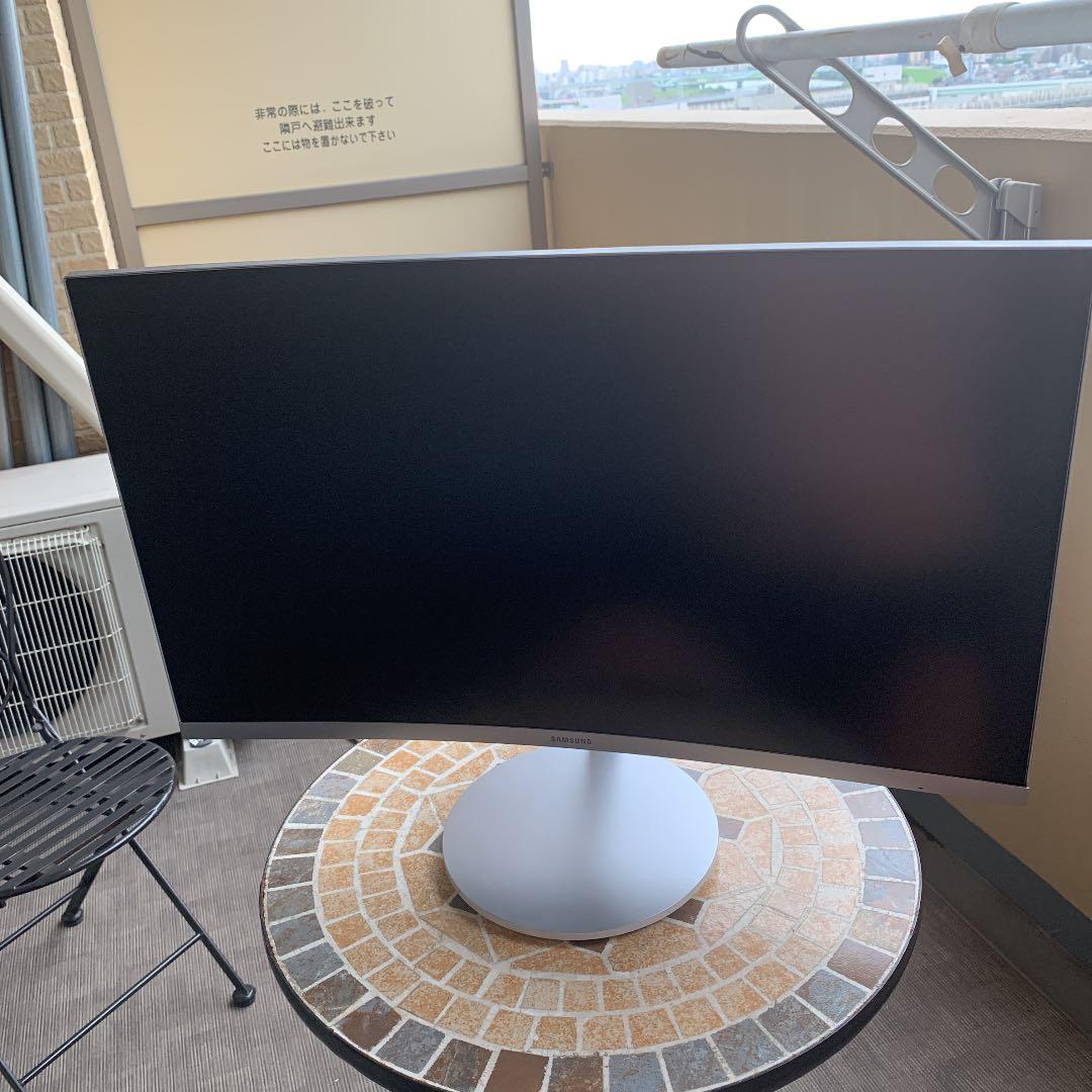 CPU LED Curved White Monitor 27 inches