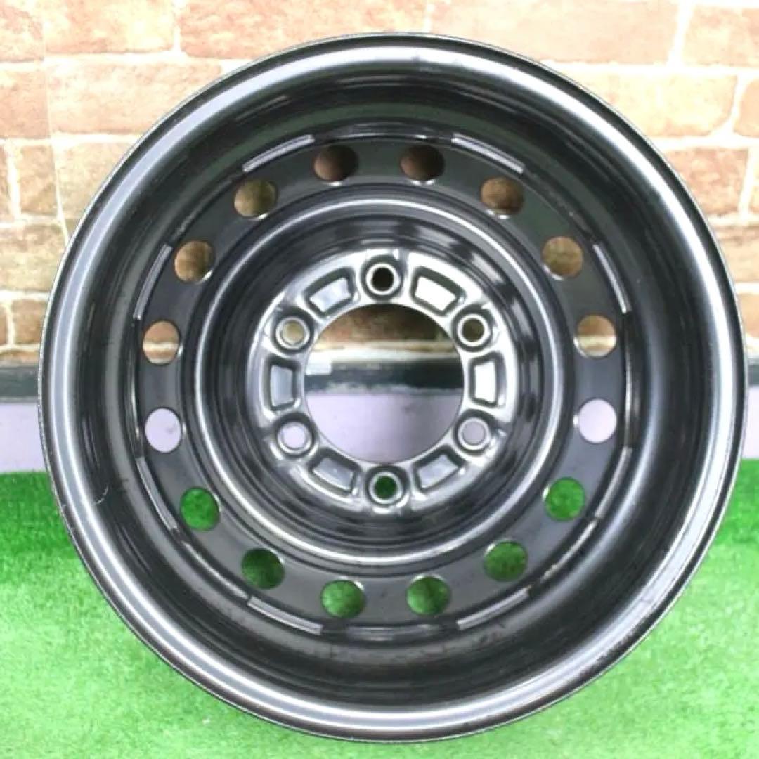 トヨタ・ハイエース純正鉄ホイール　№１４０