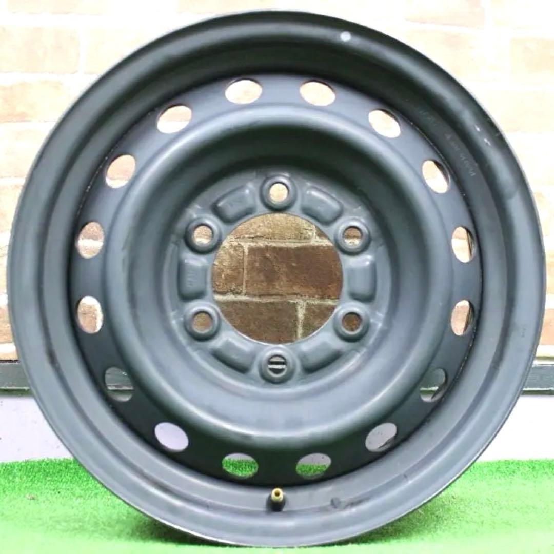 トヨタ・ハイエース純正鉄ホイール　№１４０