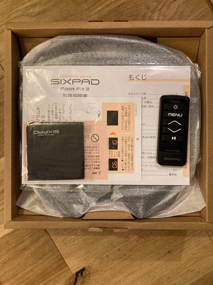 ばーばcafe【美品】SIXPAD Foot Fit 2 リモコン付き