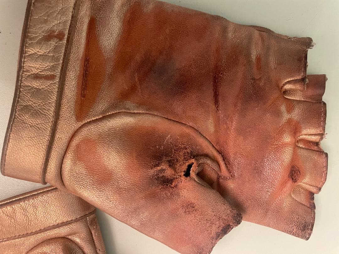 CHANEL マトラッセ レザーグローブ フィンガーレス