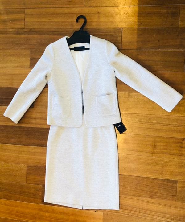☆SHIPS☆新品未使用タグ付き☆ツイードノーカラージャケットセットアップ