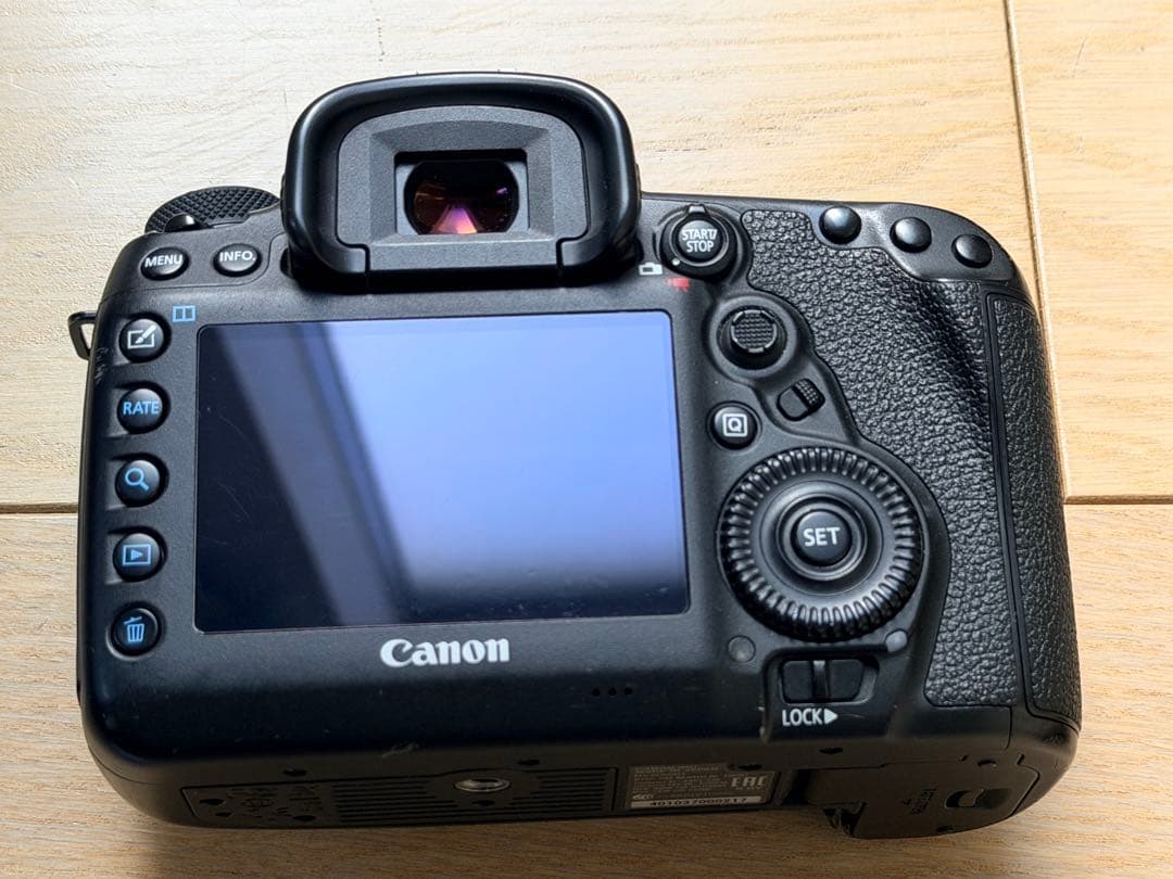 Canon EOS 5D Mark IV ボディ【元箱・おまけ多数】