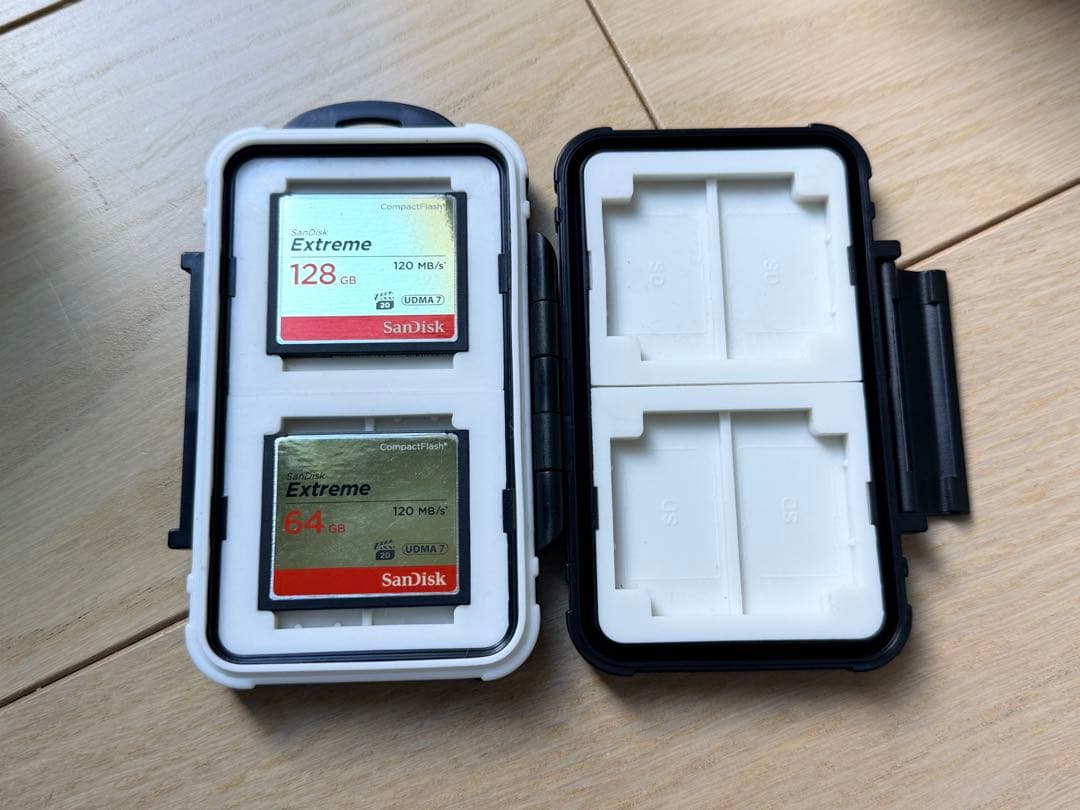 Canon EOS 5D Mark IV ボディ【元箱・おまけ多数】