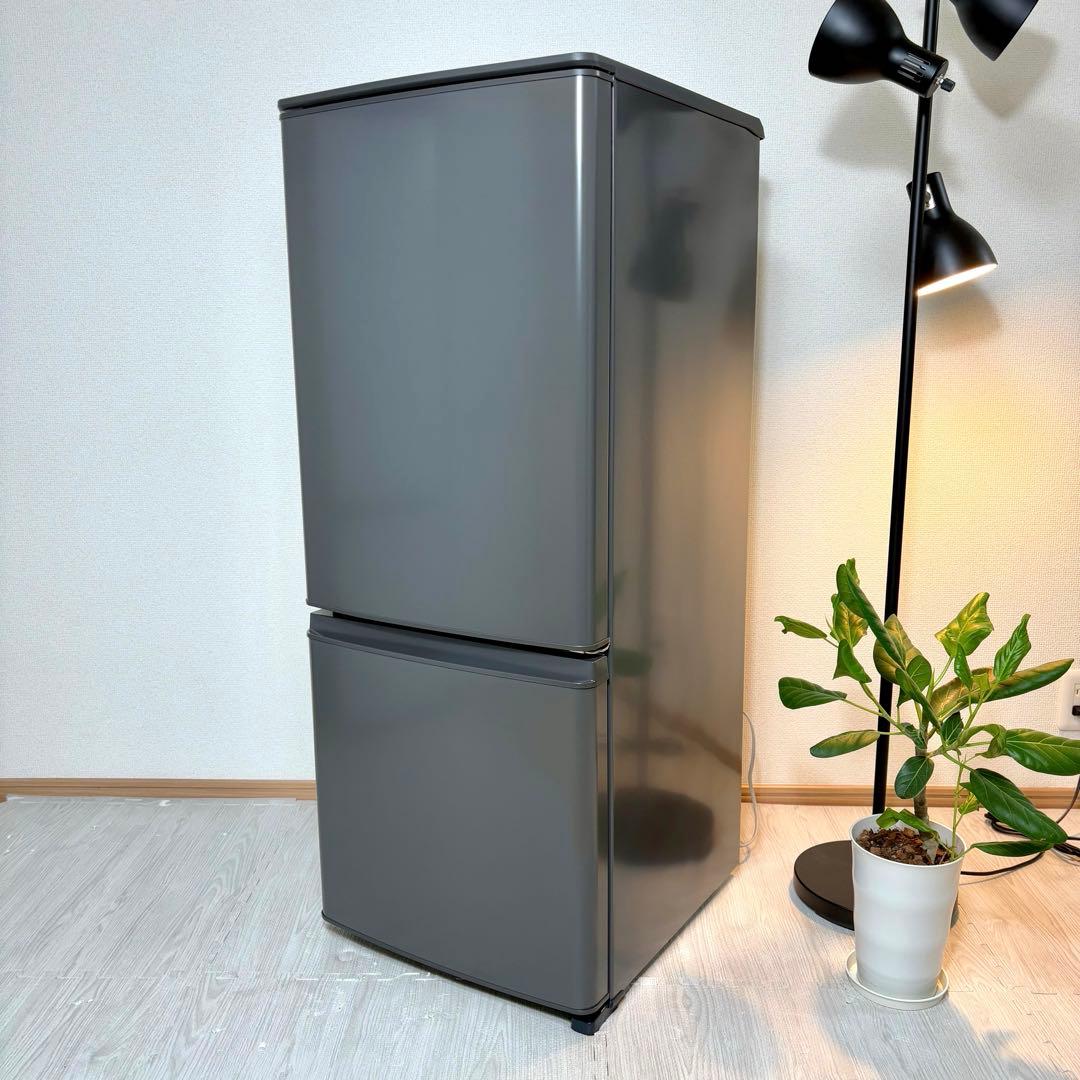 2024 冷蔵庫 一人暮らし 単身用 小型 保証付 送料無料 三菱 未使用に近い