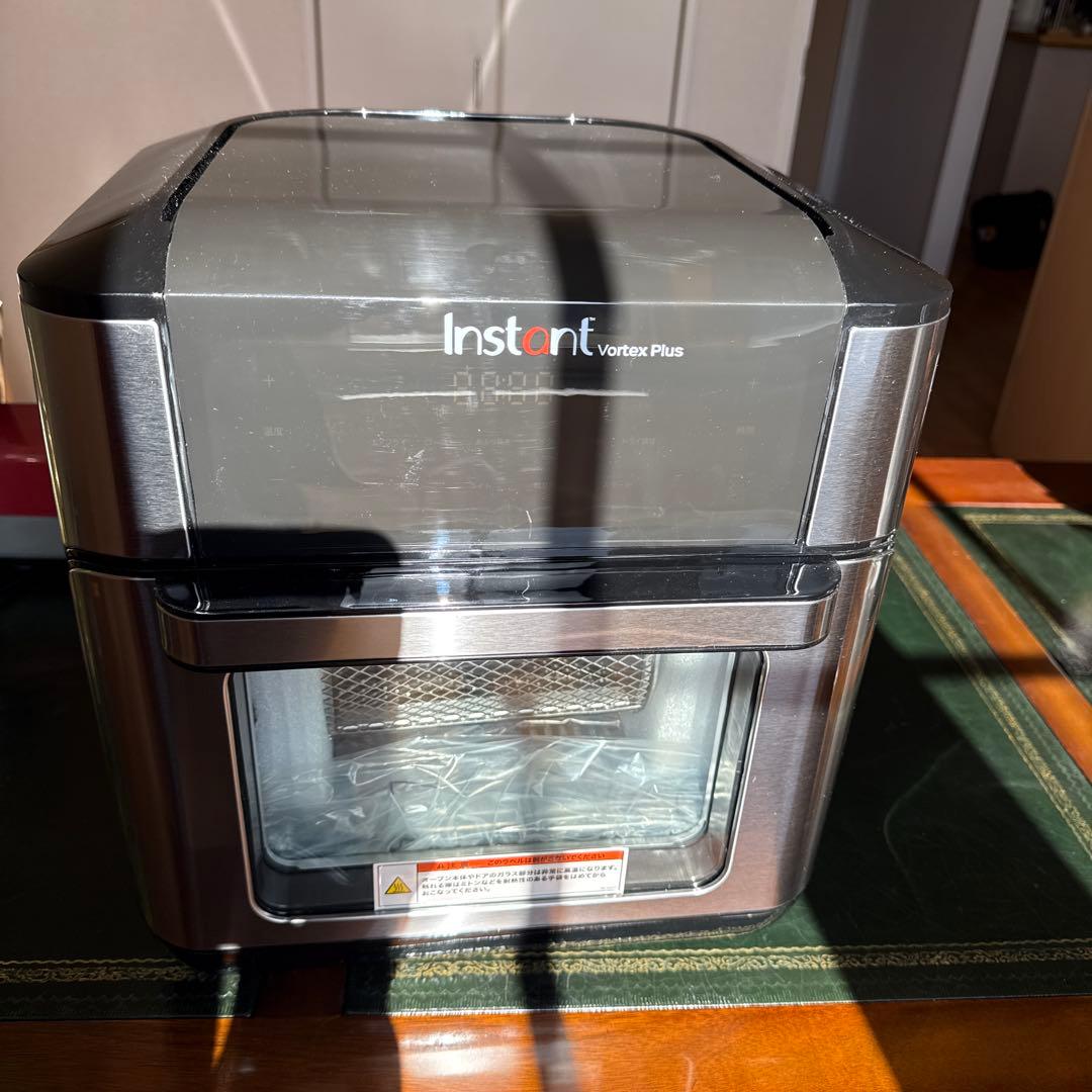 Instant Vortex Plus エアフライヤーオーブン