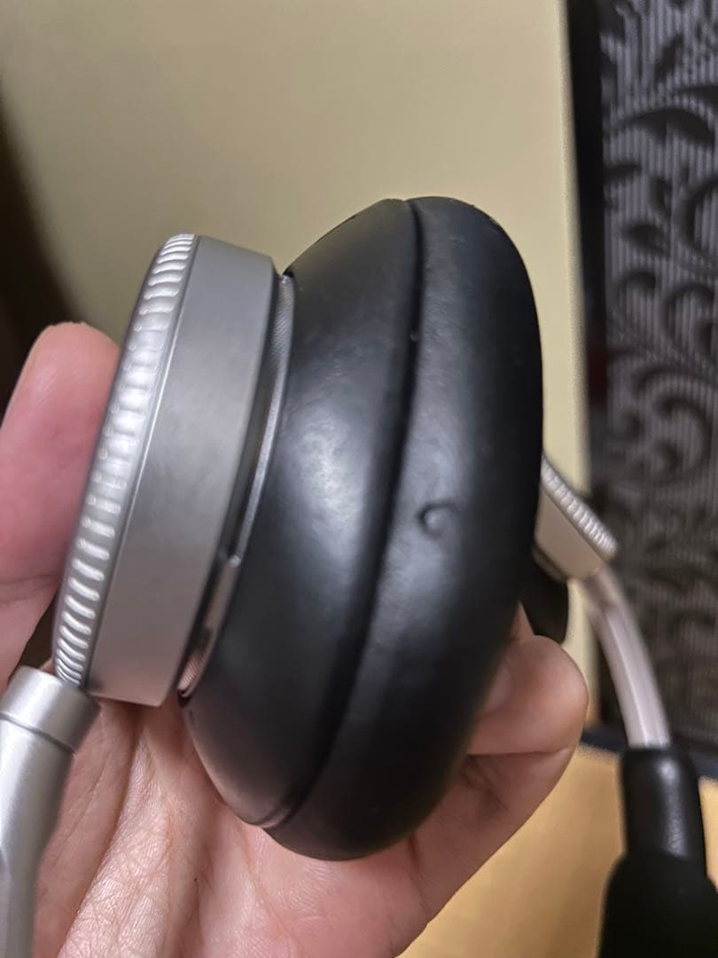 【使用品】Bang & Olufsen Beoplay H100(定価23万円)