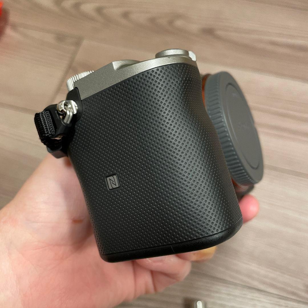 SONY α7C ミラーレス一眼 本体 【シャッター回数1972回】