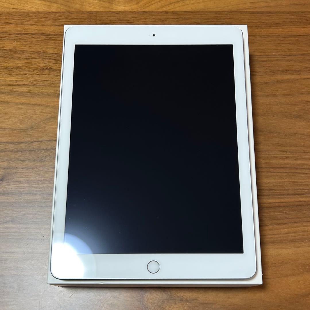 iPad シルバー Wi-Fi 32GB A1822 第5世代