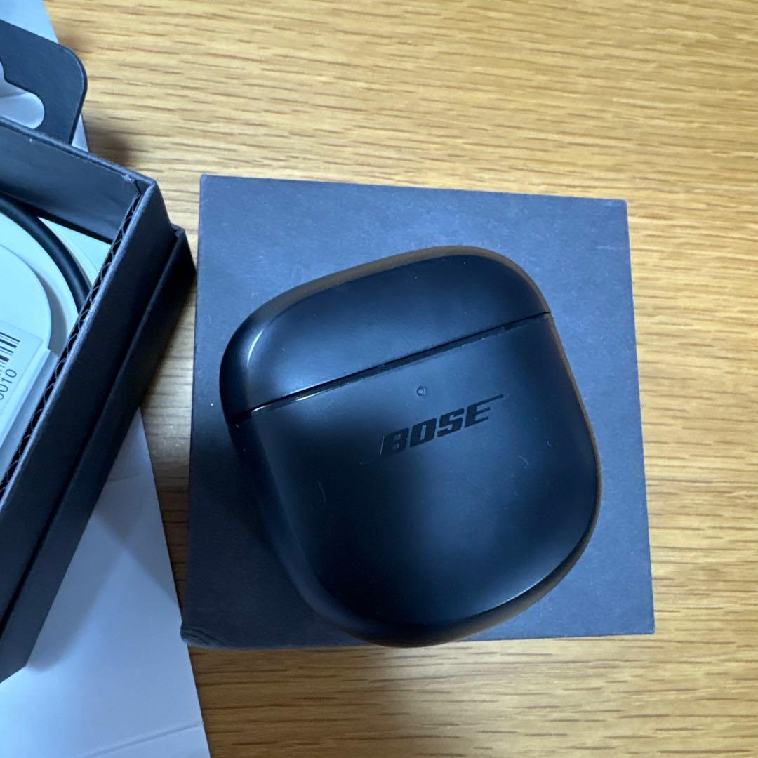 BOSE ワイヤレスイヤホン 充電ケース付き