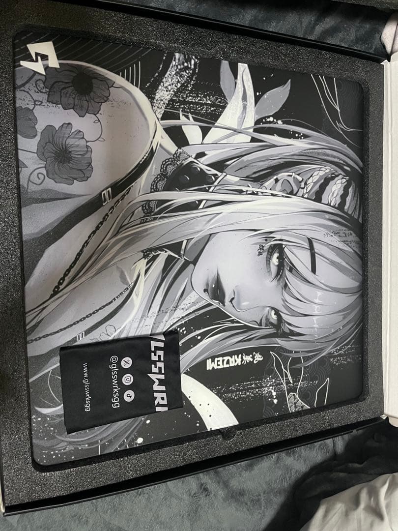 GLSSWRKS KAZEMI ガラスマウスパッド50×50cm