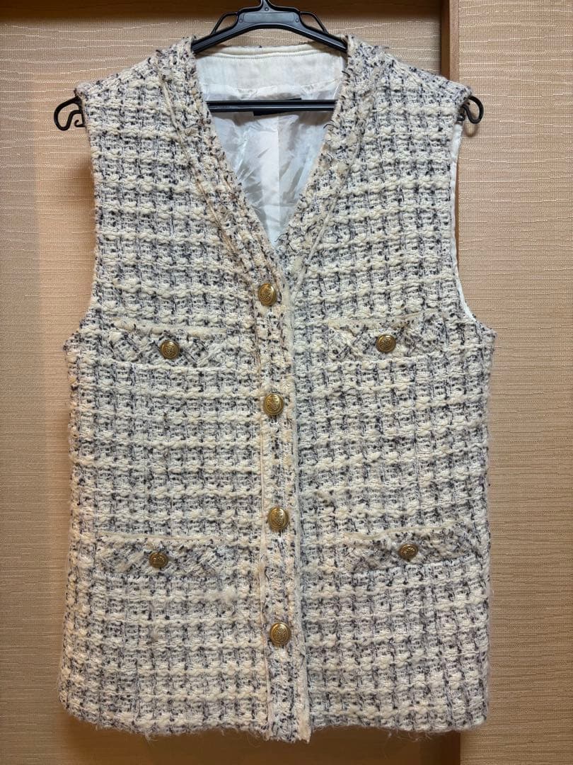 アルアバイル　FRALPIツイードジレ　ホワイト　ルルウィルビー