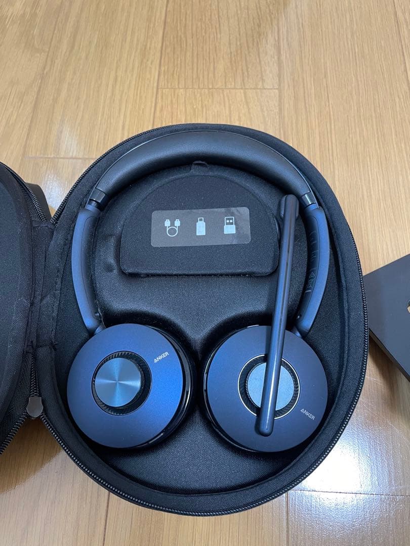 ワイヤレスヘッドセット(Anker PowerConf H700)