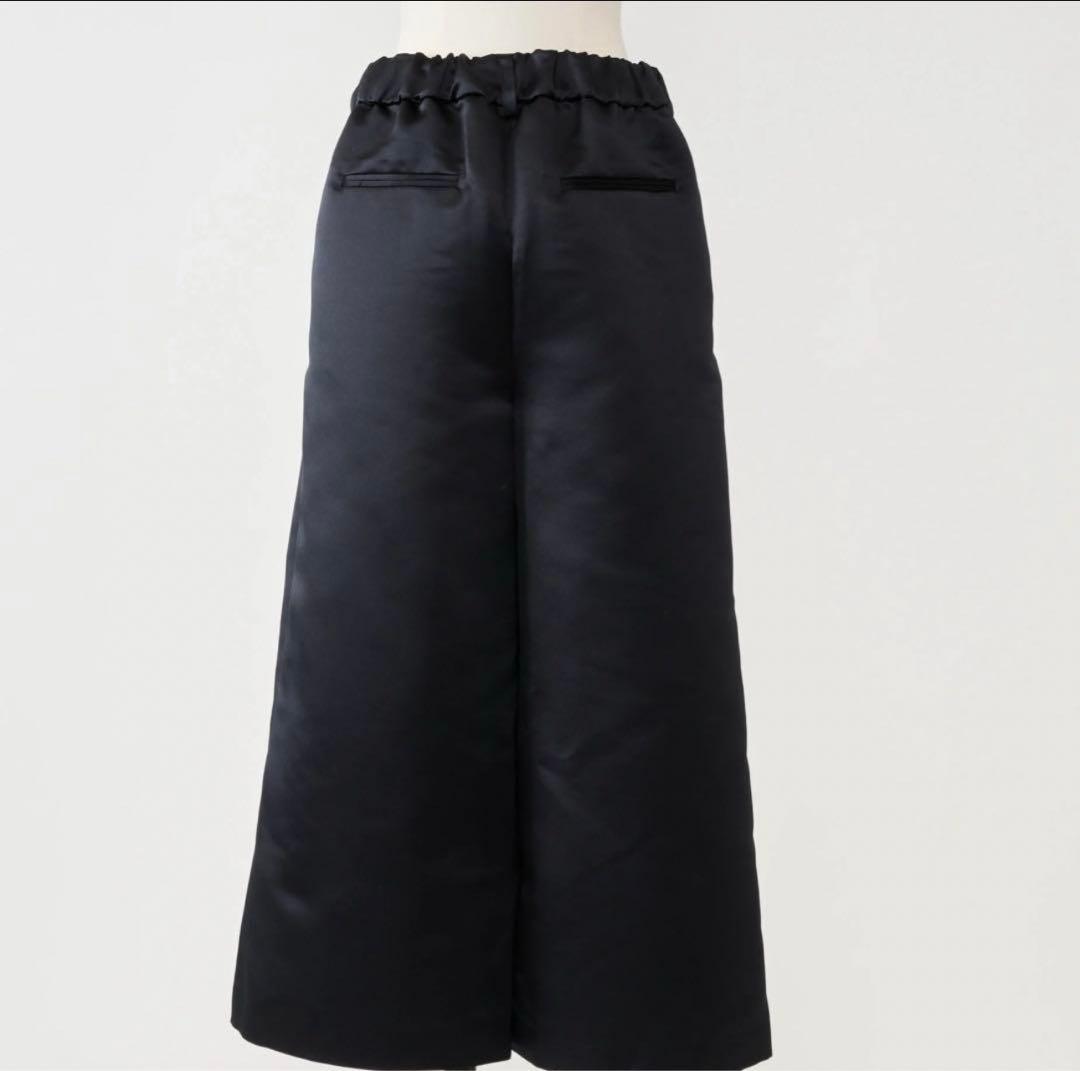 【Heve】サテンフレアガウチョ　ワイドフレアパンツ 36サイズ　ブラック